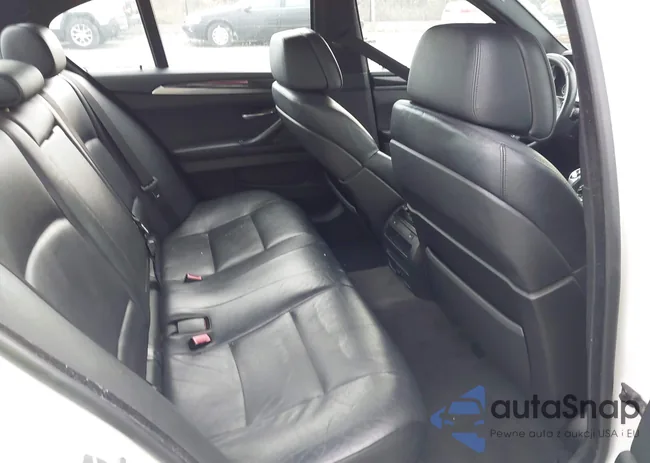 WBAFU7C50CDU61983: 43627818