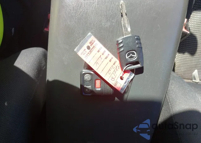 4F2YZ94126KM27189: 43627071