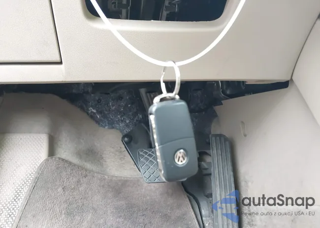 3VWJ17ATXGM614853: 43628416