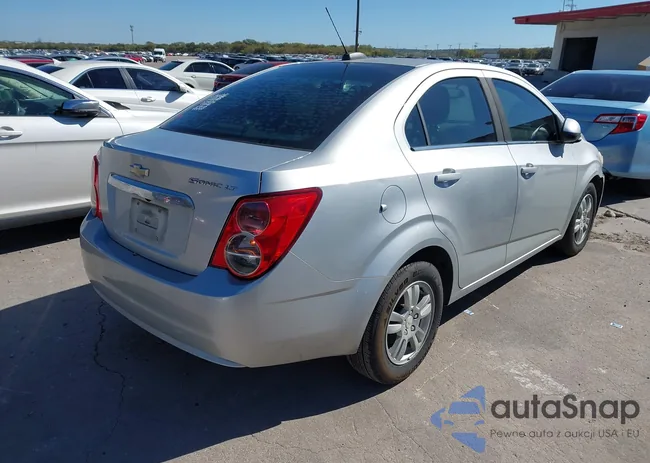 1G1JC5SHXF4113623: 43628588