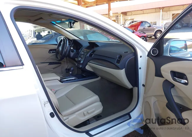 5J8TB3H32JL011087: 43628688