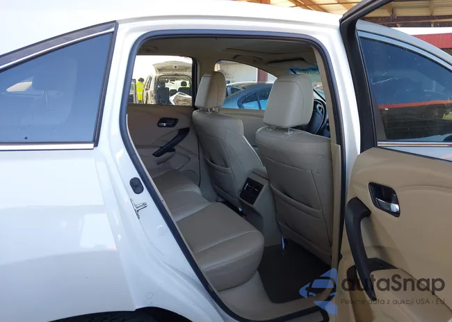 5J8TB3H32JL011087: 43628688