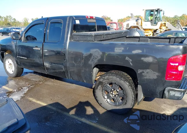 2GCEK19J571708468: 43628723