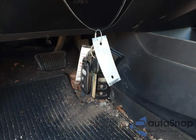 KMHD35LH8EU214656: 43628728