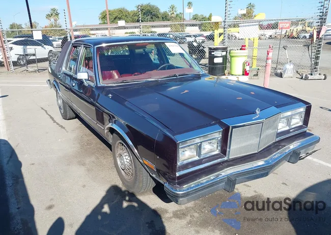 1C3XF66P9JW180070: 43627896