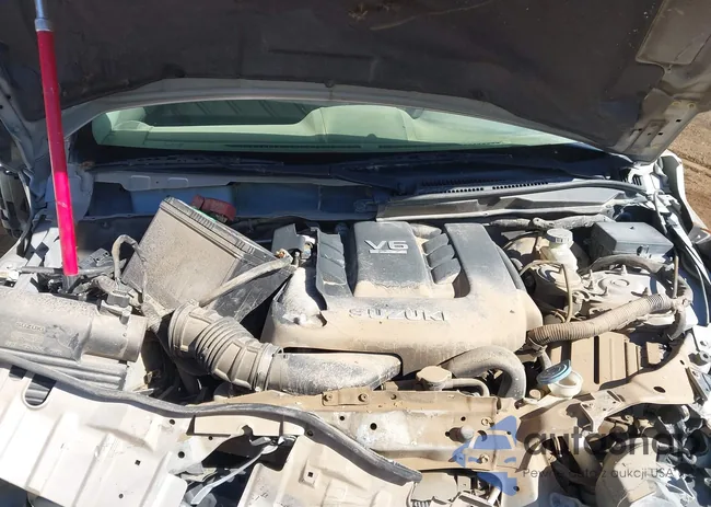 JS3TD944984102504: 43628143