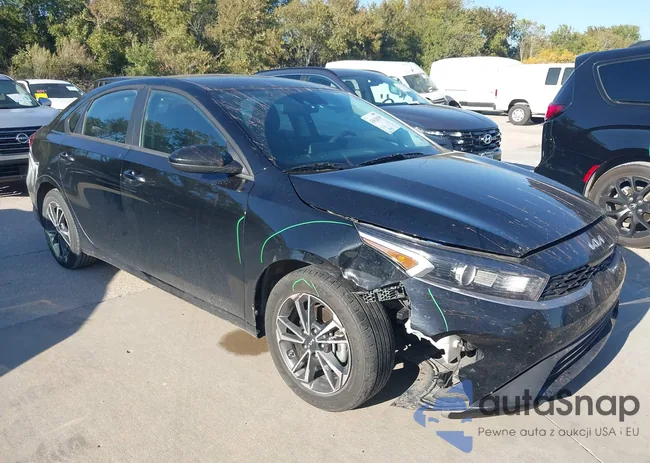 3KPF24AD8RE732040: 43628199