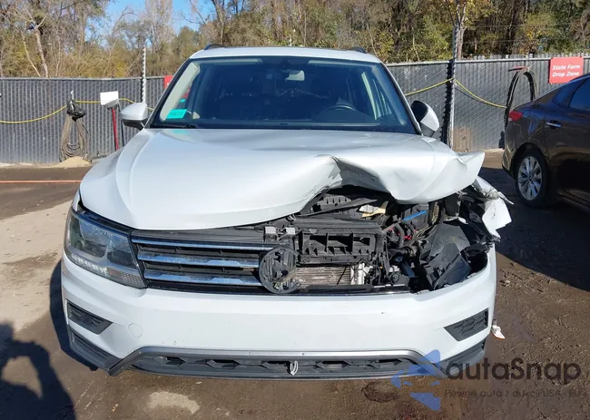 3VV3B7AXXJM164013: 43629309