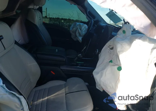 1FT6W1EV7PWG25764: 43629555