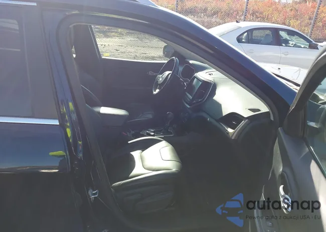 1C4PJMDS4GW120017: 43629796