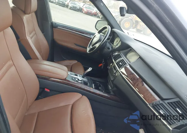 5UXFE83528L165963: 43630409