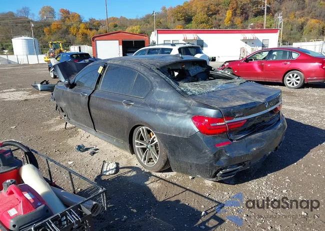 WBA7F2C53JB238766: 43630625