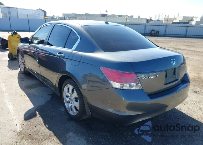 1HGCP26808A111334: 43630800