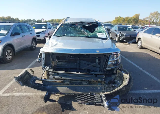 1GNSKBKC5JR143858: 43630221