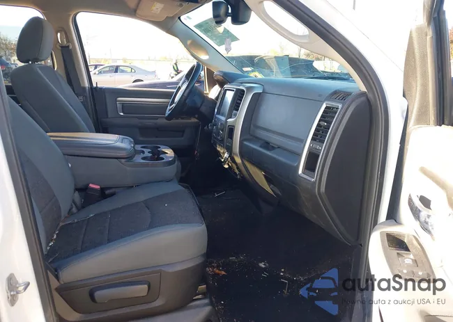 1C6RR7LTXFS698083: 43631408