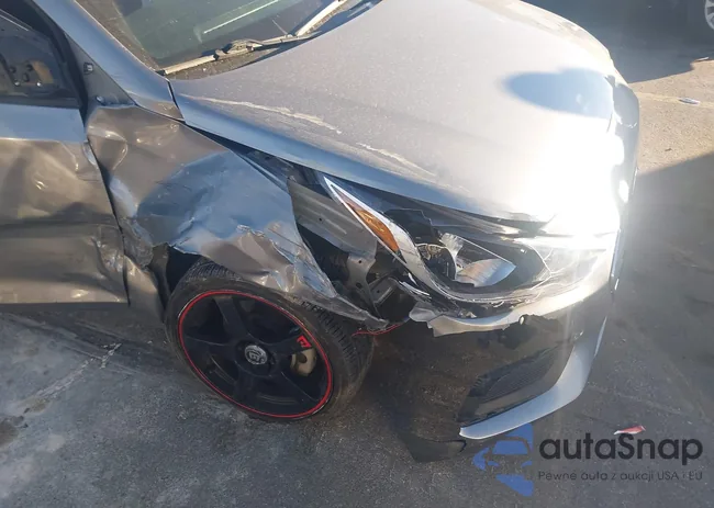 3KPC24A69ME140322: 43631645