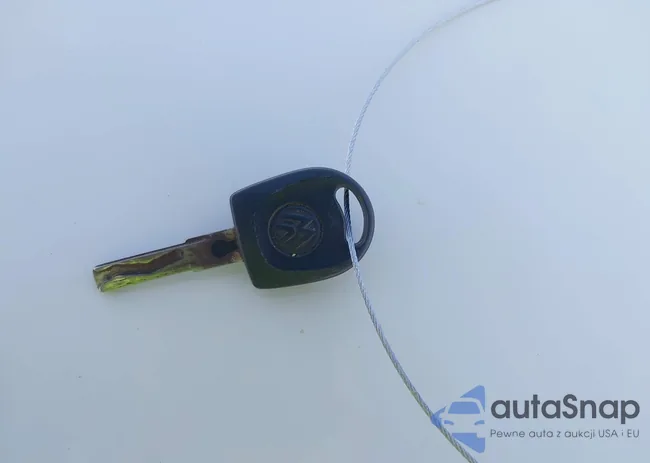 3VWRM71K68M037290: 43631817