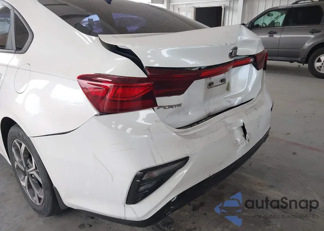 3KPF24AD9ME358398: 43630901