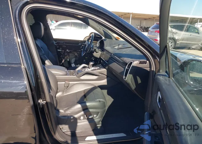 WP1AA2AY3LDA07215: 43631176