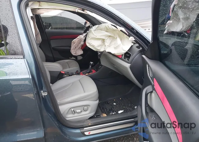 WA1JCCFS0JR002585: 43632452