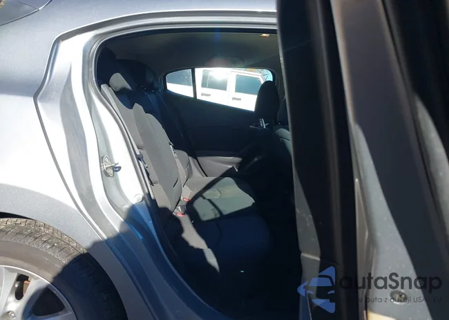 JM1BM1L78E1161399: 43632641