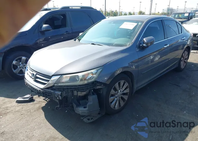 1HGCR2F85EA283588: 43633510