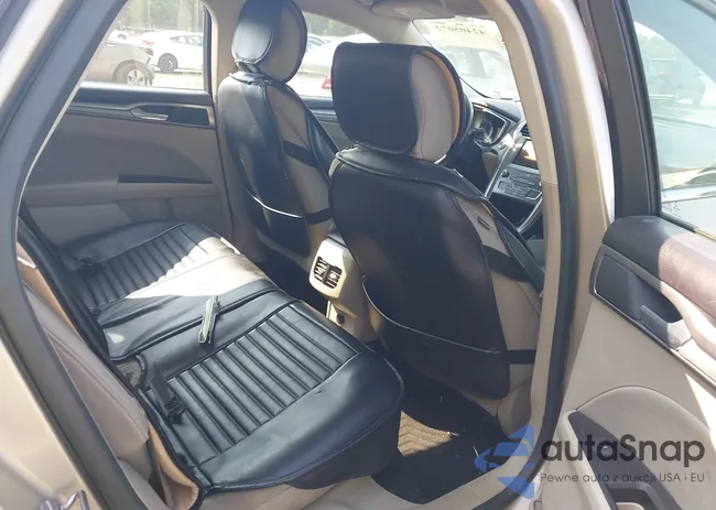 3FA6P0HD4KR203656: 43633527