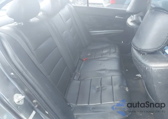 1HGCP2F81AA041977: 43633656