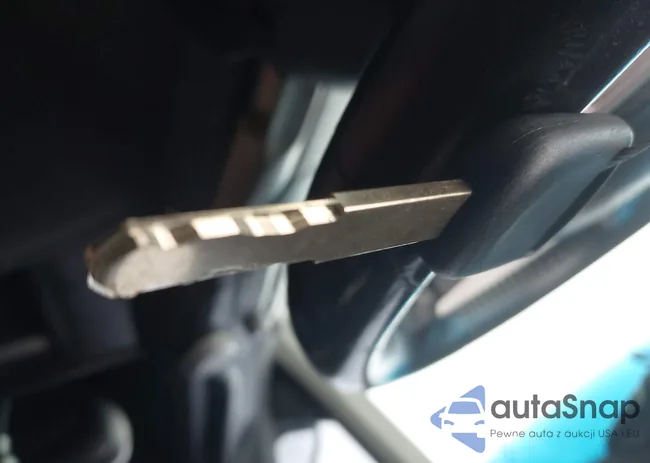 1HGCP2F81AA041977: 43633656