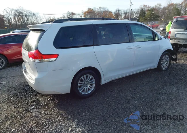 5TDYK3DC3ES446814: 43633717