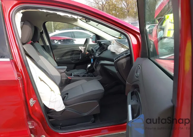 1FMCU0GD6JUD18690: 43633002