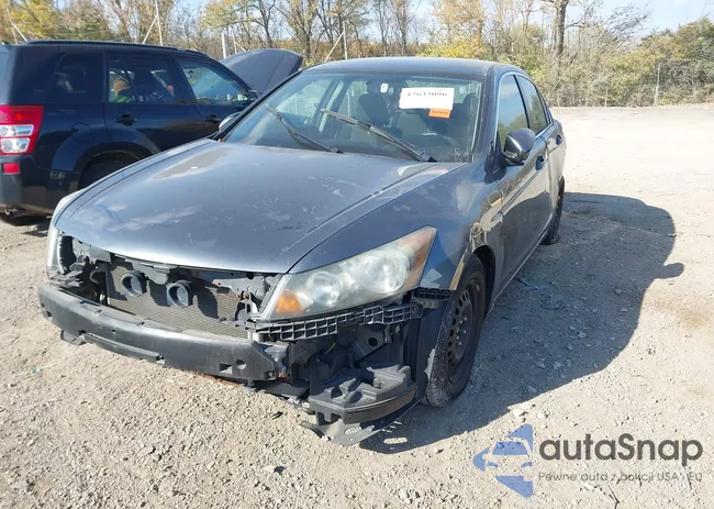 1HGCP2F34AA188735: 43633096