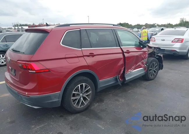 3VV3B7AX0LM027147: 43633258