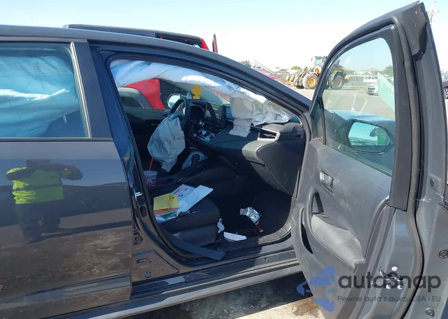 5YFB4MDE8SP266806: 43634775