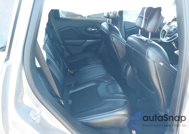 1C4PJLLB1KD353904: 43633966