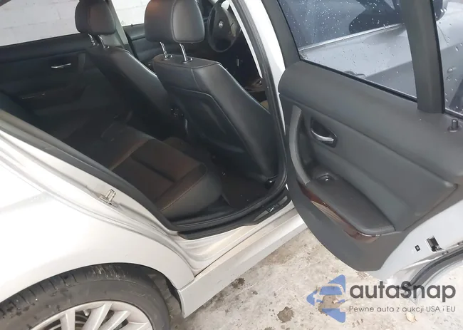 WBAPL5C5XBA742460: 43635597