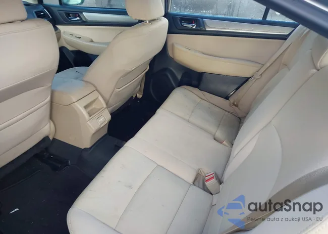 4S3BNAC69J3008758: 43635759