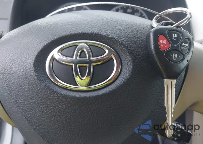 1NXBU40E79Z079457: 43635793