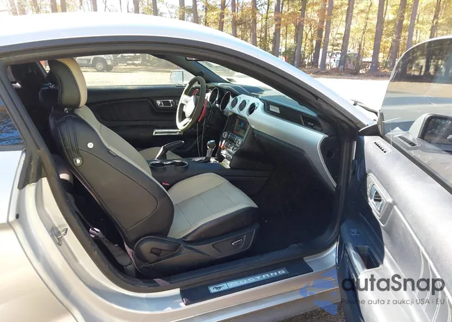 1FA6P8TH0F5400910: 43636311