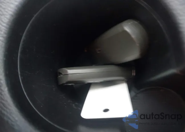 JM3KE4DE3D0130133: 43636375