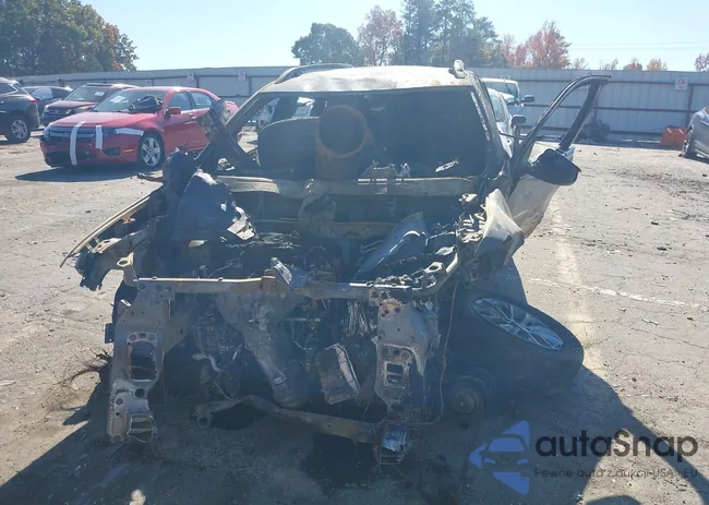 1C4PJLCB0KD344885: 43636683