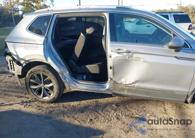 3VV3B7AX2NM134378: 43636831