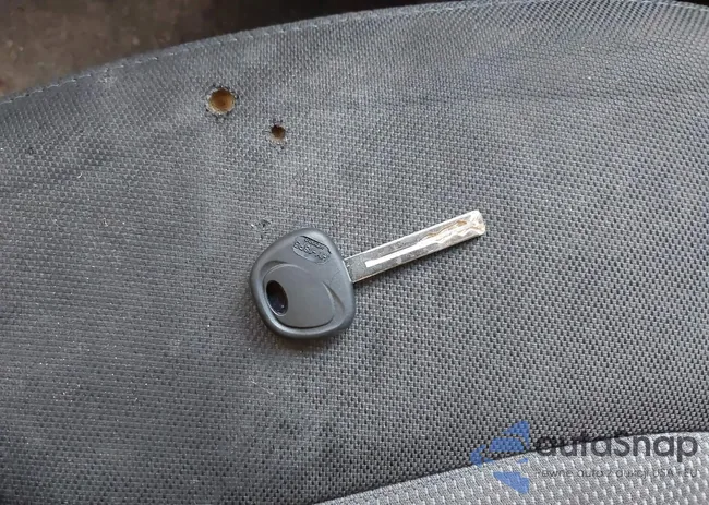 KNDPB3AC8G7852522: 43637284