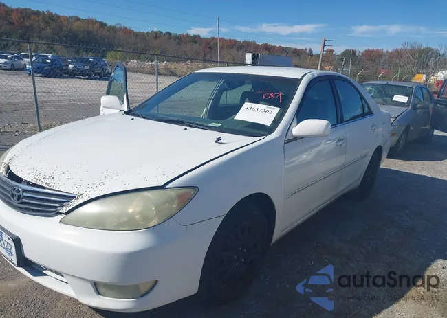 4T1BE32K56U719638: 43637302