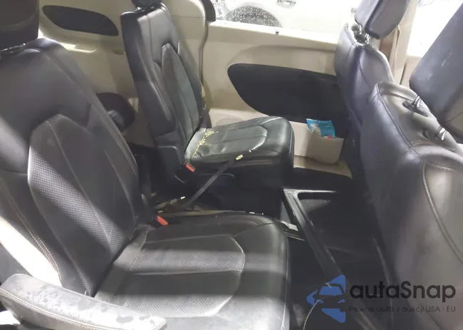 2C4RC1BG1JR316903: 43637543