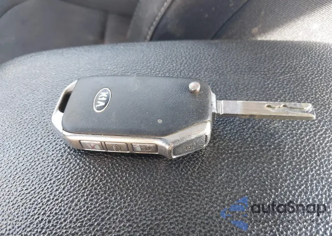 3KPF24AD7KE007258: 43636888