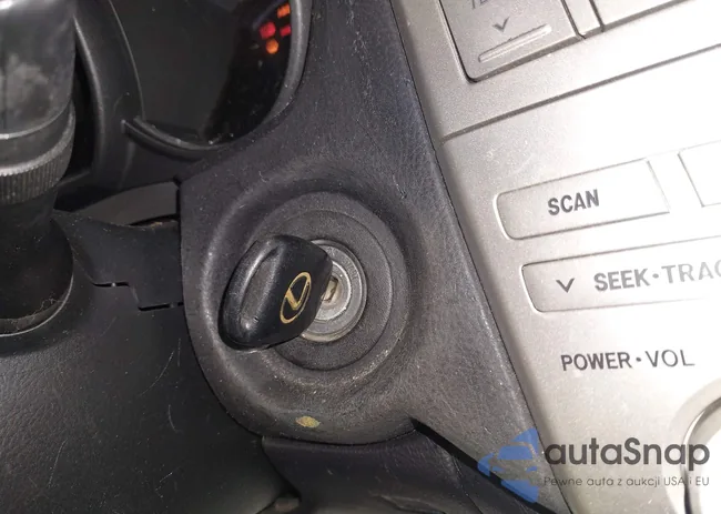 2T2HK31U59C120777: 43637009