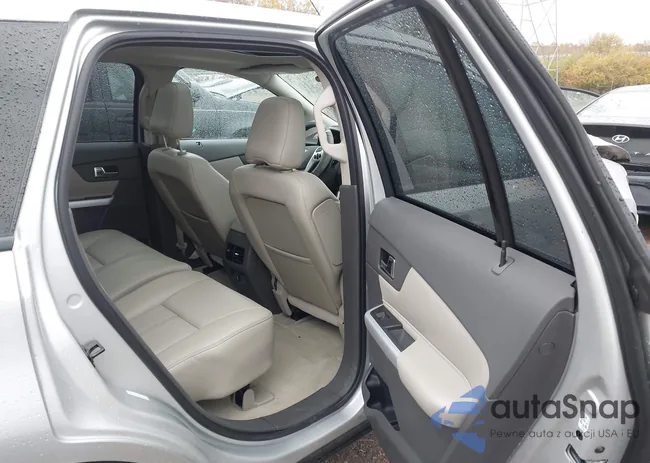 2FMDK3JC8BBB47248: 43637136