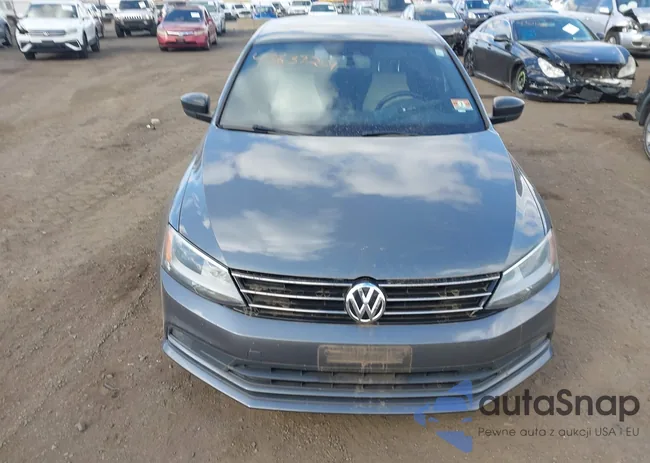 3VWD17AJXGM392746: 43637201