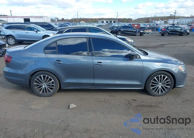 3VWD17AJXGM392746: 43637201